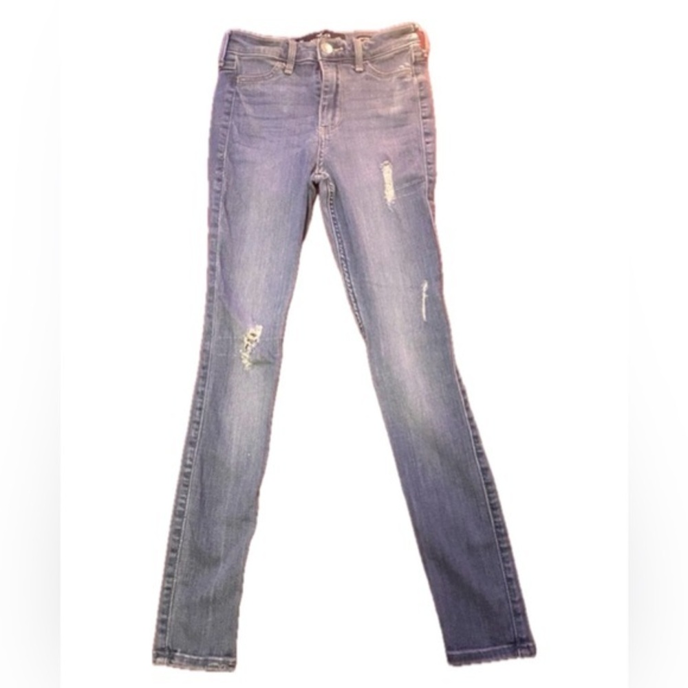 Hollister High-Rise Jeans
Advanced Stretch Legging
Size 0 short